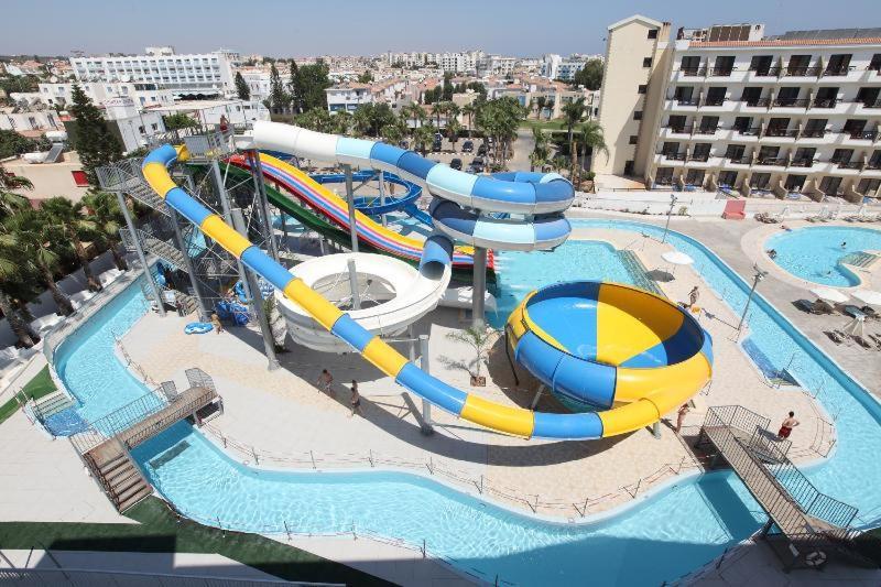 Anastasia Splash Residences Протарас Экстерьер фото
