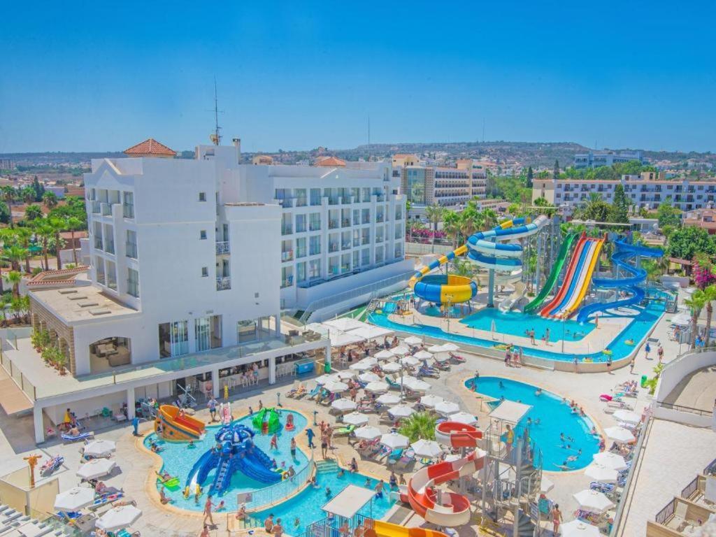 Anastasia Splash Residences Протарас Экстерьер фото